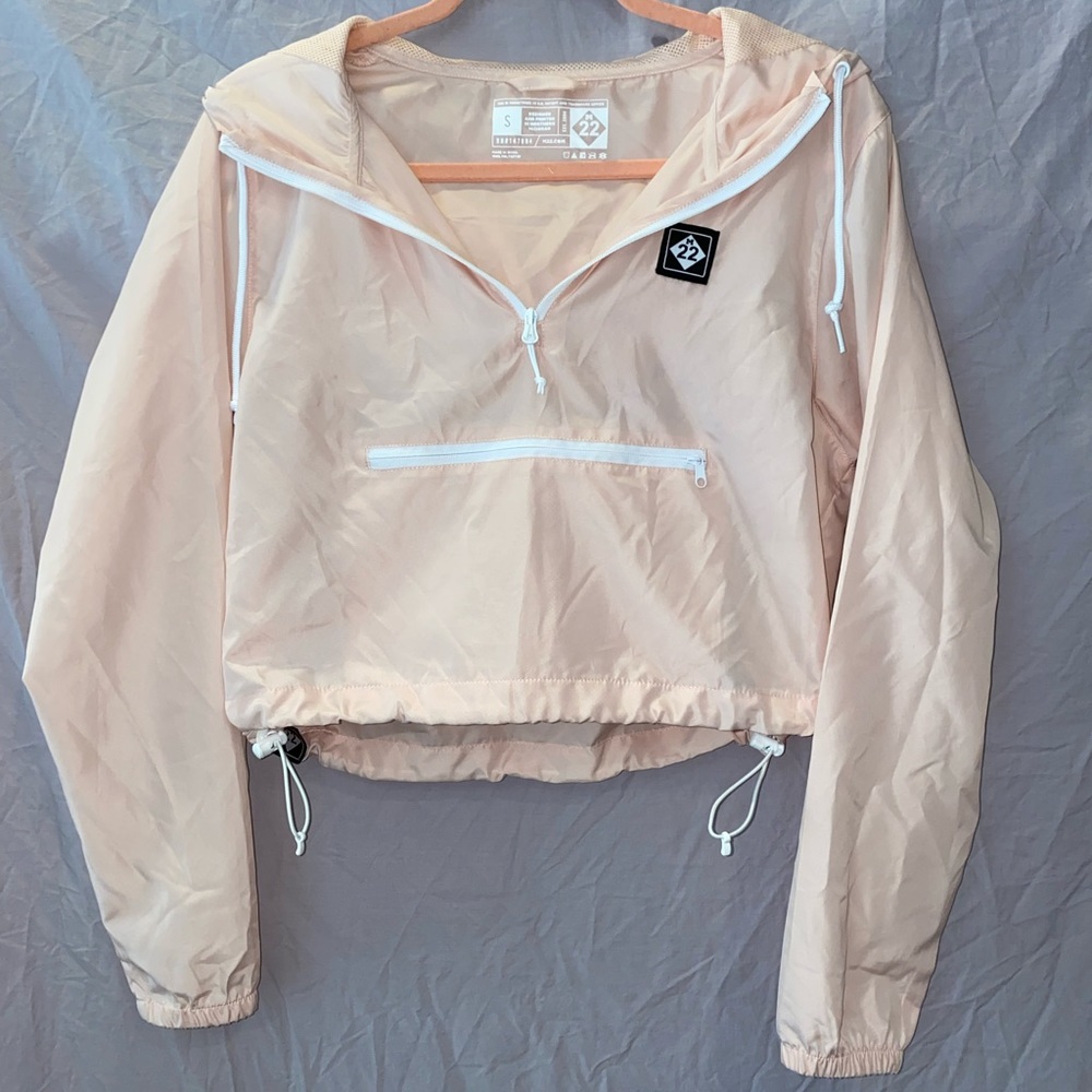 M22 windbreaker